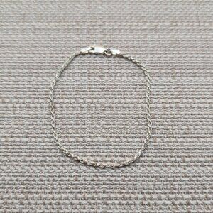 7 Inch Sterling Silver Simple Braided Chain Bracelet A5836